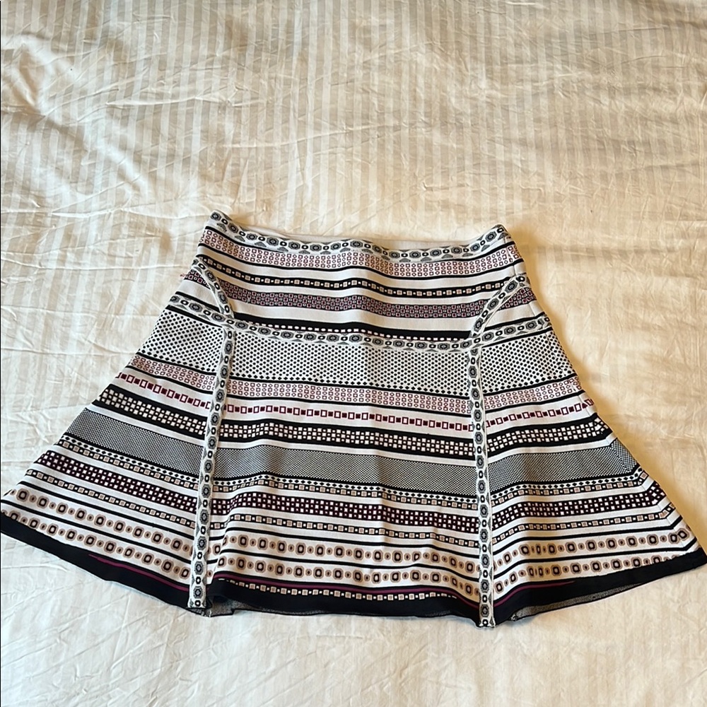 Diane Von Furstenberg Black and White Pleated A-Line Mini Skirt